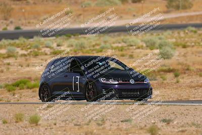 media/Jun-01-2025-CalClub SCCA (Sun) [[eae223c5dd]]/Group 1/Track Event 5/